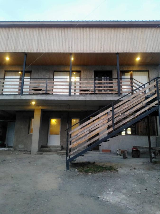 Guesthouse Relax In Kazbegi المظهر الخارجي الصورة