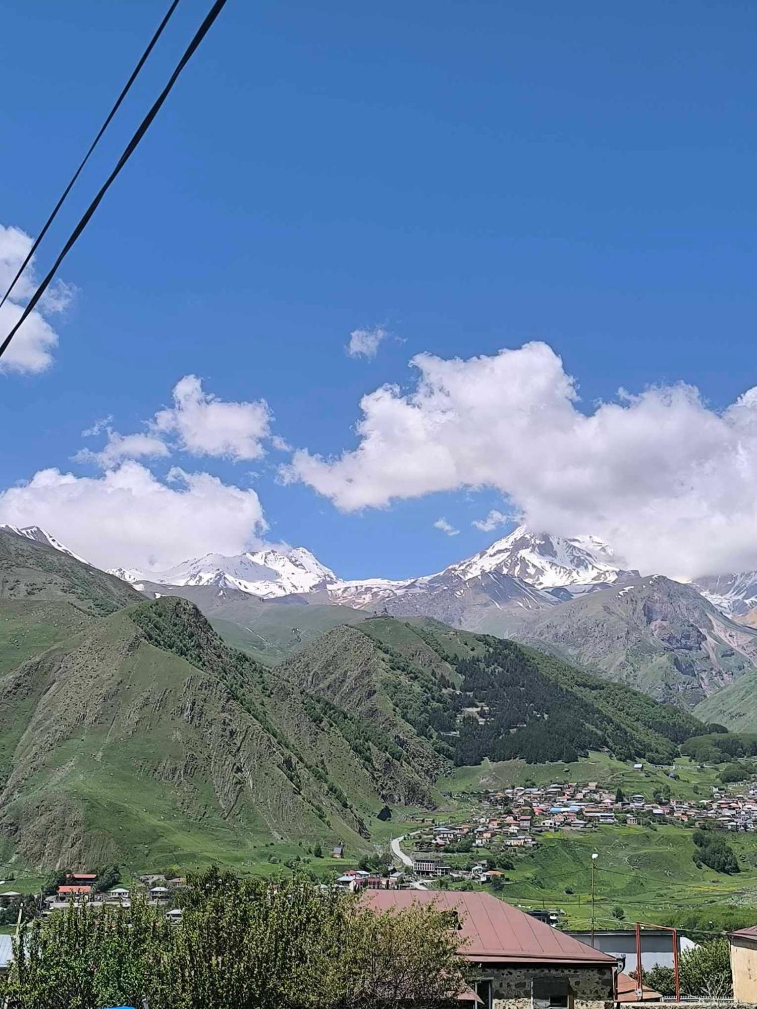 Guesthouse Relax In Kazbegi المظهر الخارجي الصورة