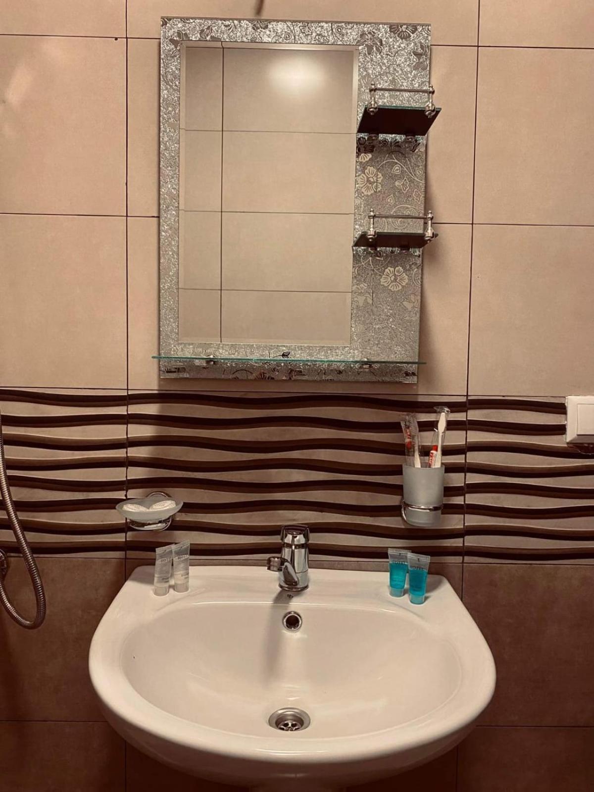 Guesthouse Relax In Kazbegi المظهر الخارجي الصورة